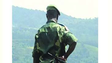 Economie de l'ouvrage Les armées au Congo-Kinshasa sur Radio okapi