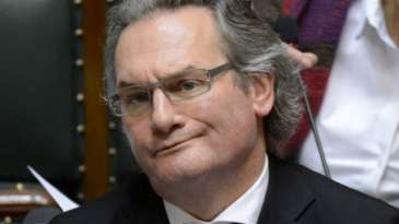 Le ministre belge de la Coopération, Jean-Pascal Labille, dans la poudrière orientale du Congo