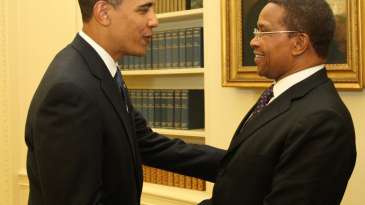 Kikwete, le joker des américains : La Tanzanie au centre de gravité géopolitique des Grands Lacs? - JJ Wondo