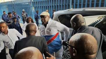 Félix Tshisekedi à la présidentielle du 23 décembre 2018 : pour gagner ou pour accompagner Ramazani Shadary? - JB Kongolo