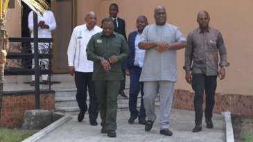 Félix Tshisekedi, un président en liberté sous surveillance de Kabila ? - JJ Wondo