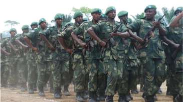 RDC: L’armée congolaise face à des problèmes de commandement et de moyens 